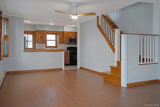 Foto del edificio - 43-17 249th St