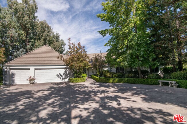 Foto del edificio - 1449 Doral Cir