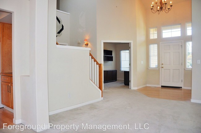Foto del edificio - 3 br, 2.5 bath House - 12428 83rd Place NE