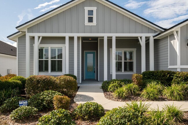 Building Photo - 4/3 Home located in Oakmont