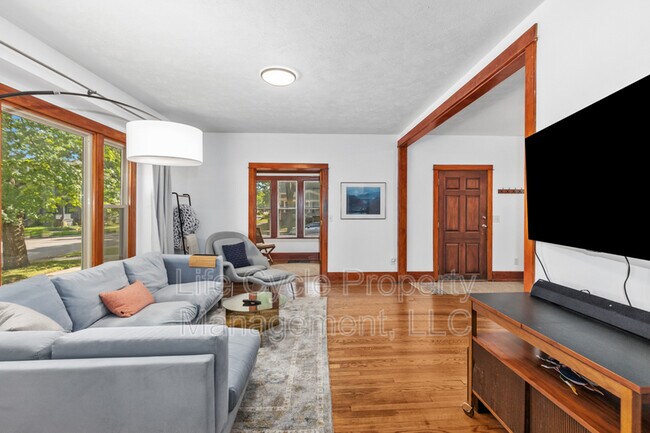 Foto del edificio - 1355 Bemis St SE