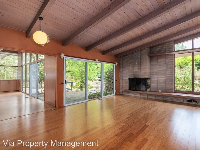 Foto del edificio - 3 br, 2 bath House - 27 Avalon Court