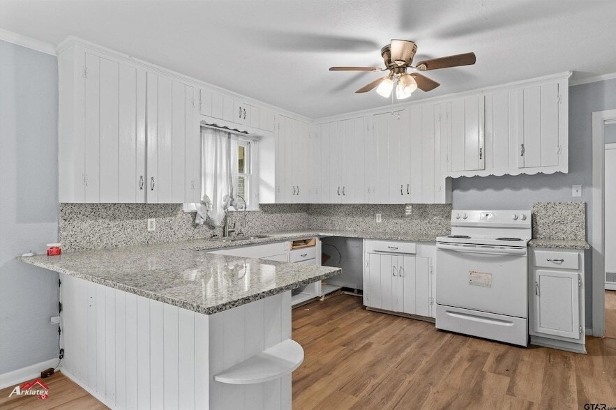Primary Photo - 1307 Ash Ln