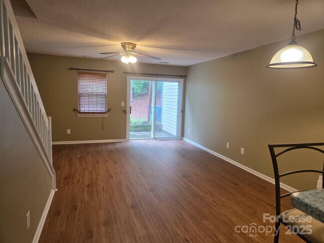 Building Photo - 118 Barnhardt Loop