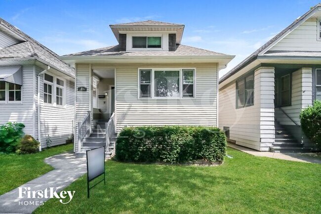 Foto del edificio - 2235 S Harvey Ave