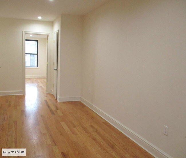 Building Photo - 153 Greenpoint Ave