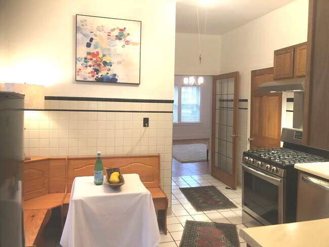 Foto del edificio - 2318 W 24th Pl