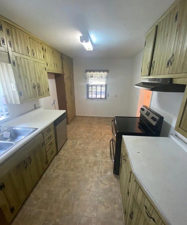 Foto del edificio - 2940 S Clark Dr