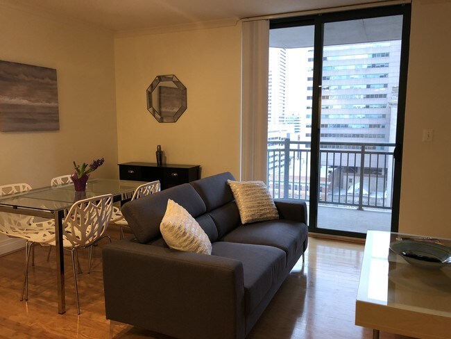 Vista 1 de la sala de estar - 414 Water St