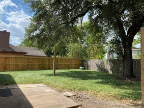 Building Photo - 14727 Sun Harbor Dr