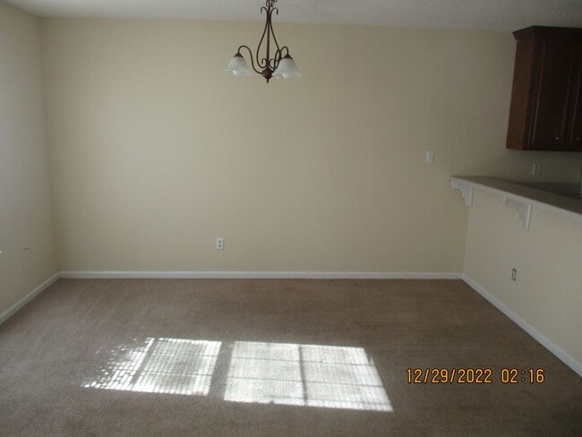 Foto del edificio - 3973 Rodnor Forest Ln