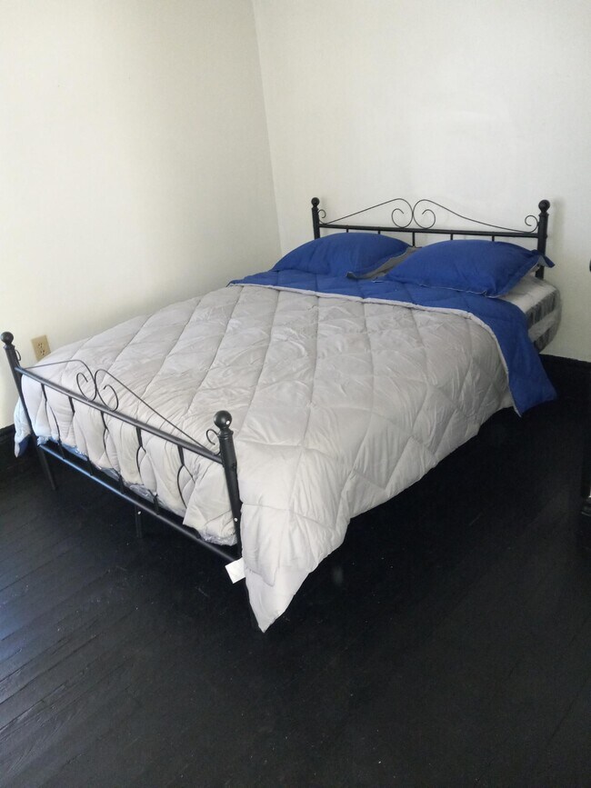 Bedroom - 204 State Fair Blvd