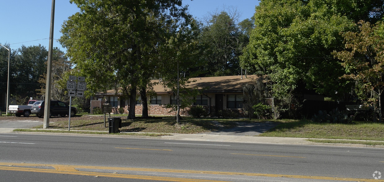 Foto del edificio - 3910 NW 6th St