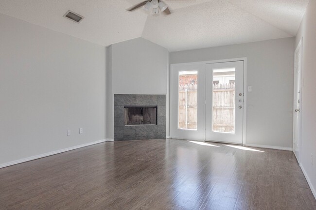 Building Photo - 2409 87th St