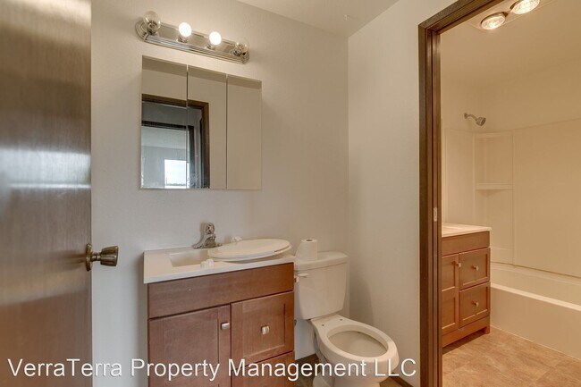 Foto del edificio - 2 br, 1 bath House - 4313 4th Ave NW