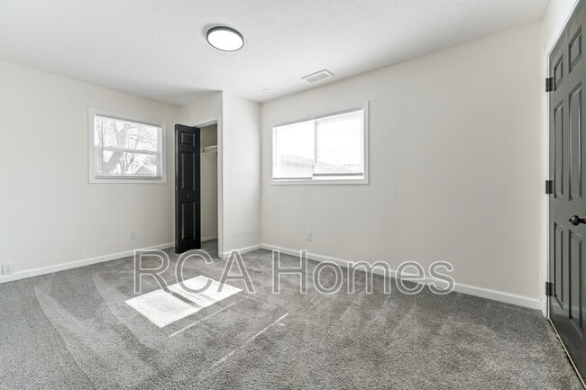 Foto del edificio - 947 Albany St