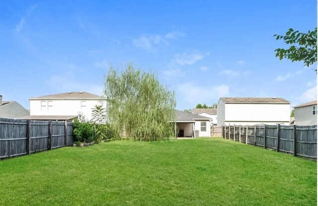 Foto del edificio - 15426 Mill Valley Dr