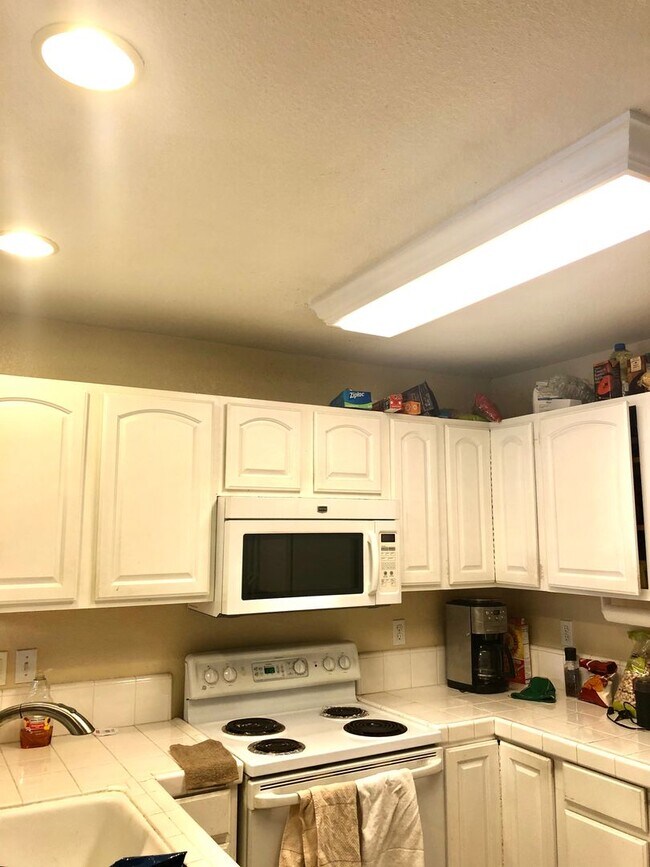 Foto del edificio - Davis - Centrally Located Home