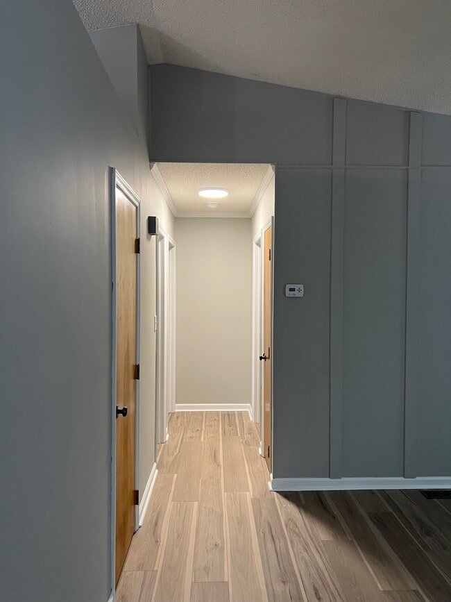 Hallway - 116 Lookout Dr
