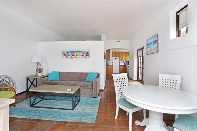 Building Photo - 203 Avenida Rosa