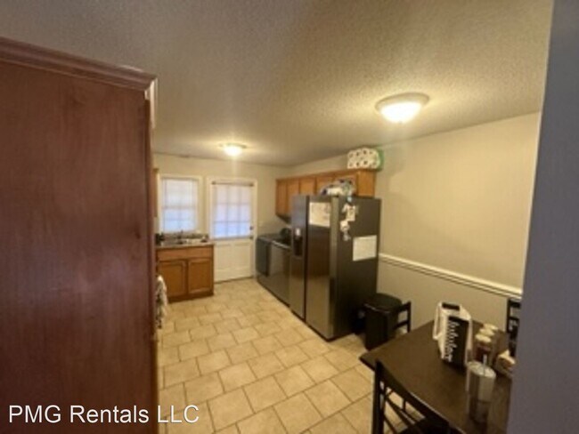 Building Photo - 2 br, 1 bath House - 315 Brannen St. Apt A