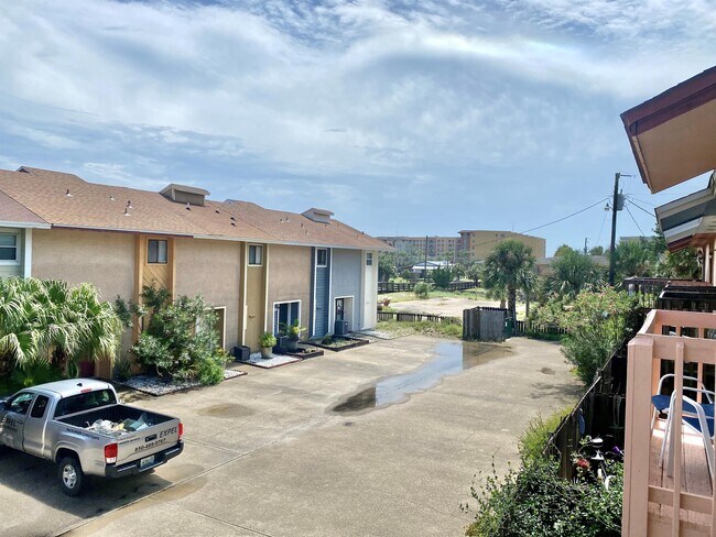 Foto del edificio - 317 Bream Ave