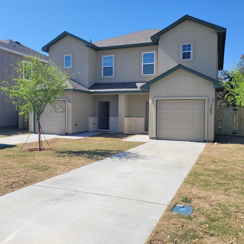 104 Peruna Dr, Marble Falls, TX 78654 Townhome Rentals in Marble