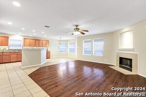 Foto del edificio - 9610 Discovery Rise