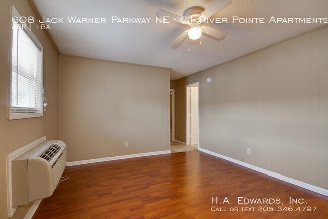 Building Photo - River Pointe Apartments