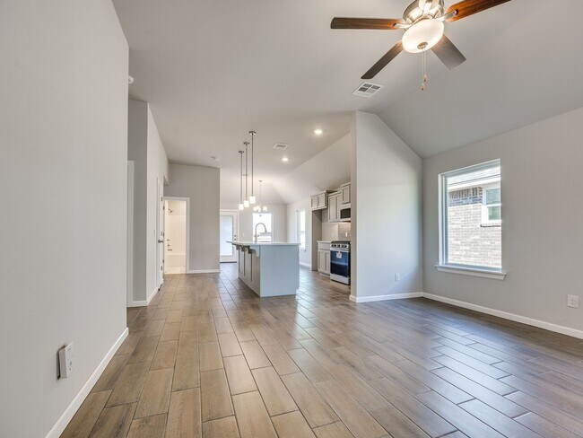 Building Photo - 1117 SW 139th Ter