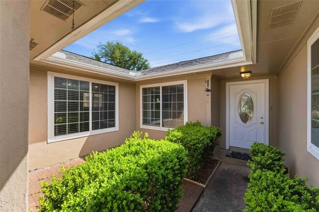 Building Photo - 3415 Honey Creek Dr