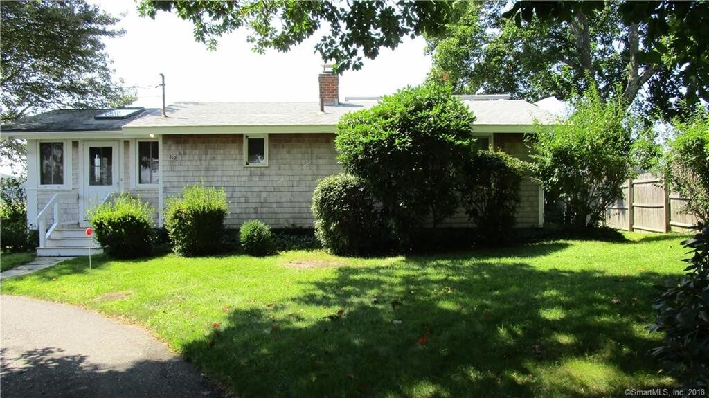 Primary Photo - 119 Beach Park Rd