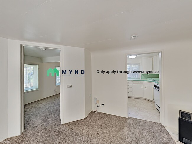 Building Photo - 1 br, 1 bath  - 3008 O St Apt 13