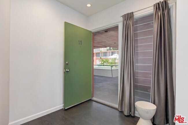 Foto del edificio - 1400 Hayworth Ave