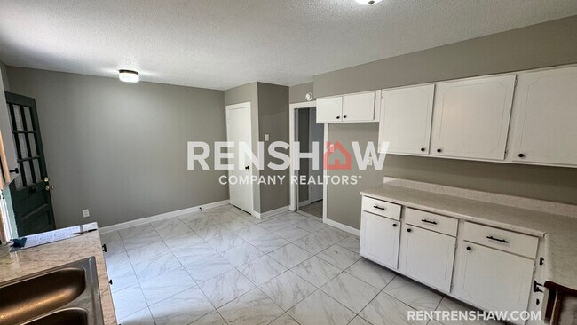 Foto del edificio - 3216 S Mendenhall Rd