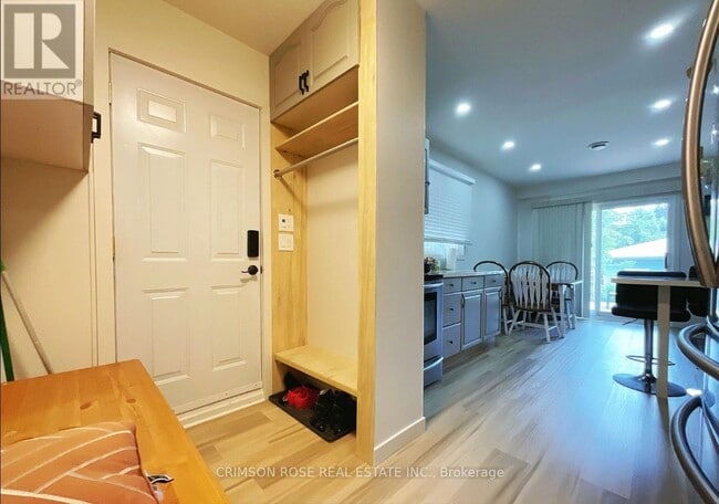 Building Photo - 30 Orsett St