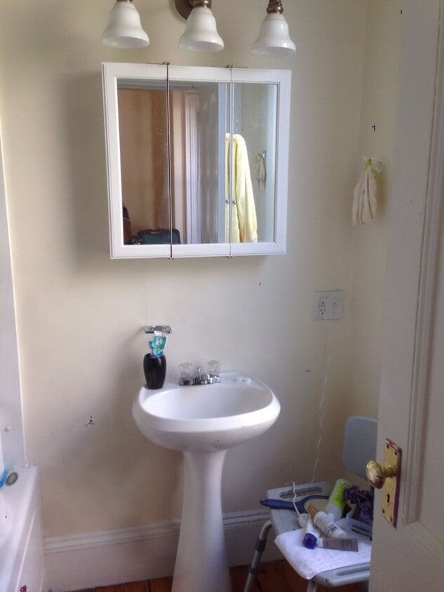 Single-Family House in Allston, In-Unit Laundry, Eat-in Kitchen, Big Bedrooms - Single-Family House in Allston, In-Unit Laundry, Eat-in Kitchen, Big Bedrooms