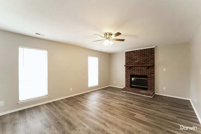 Foto del edificio - 2412 Katherine Kiker Rd, Charlotte, NC 28213