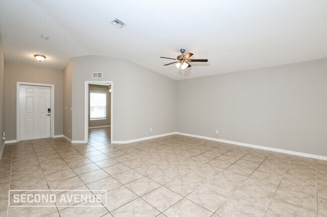 Foto del edificio - 1655 Painter St SE