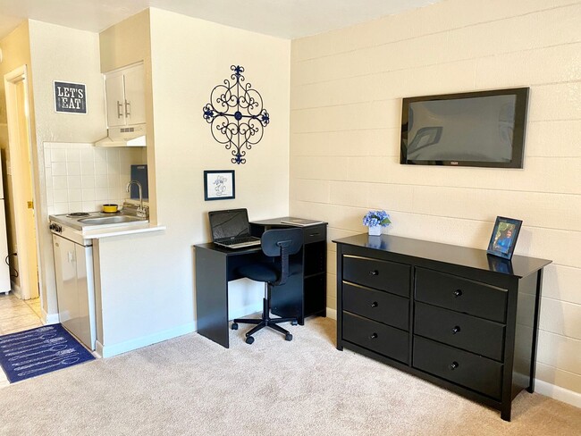 Interior Photo - Phoenix