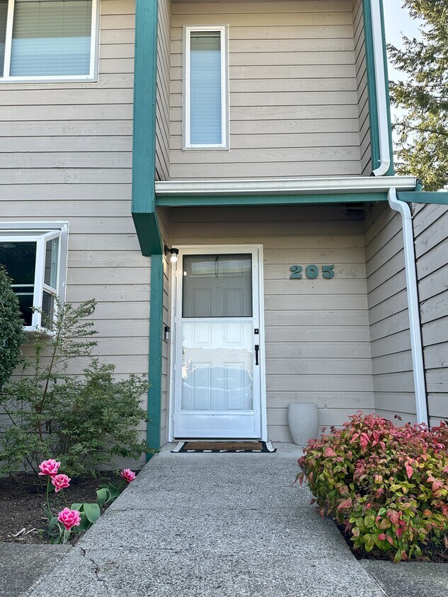 702 5th St, Snohomish, WA 98290 Townhouse for Rent in Snohomish, WA