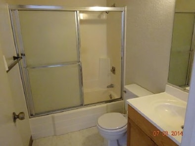 Bathroom - 1342 Daniel Ct