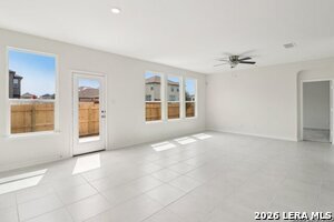 Foto del edificio - 9406 Hinterlands Dr