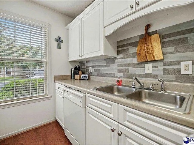 Building Photo - 3040 Combray Cir