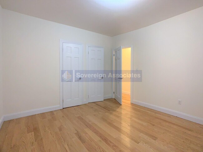 Building Photo - 609 West 196th Street