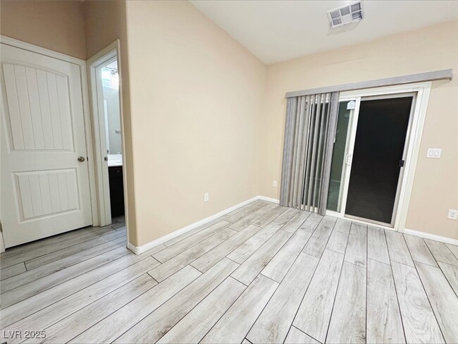 Foto del edificio - 5660 Alta Peak Ct