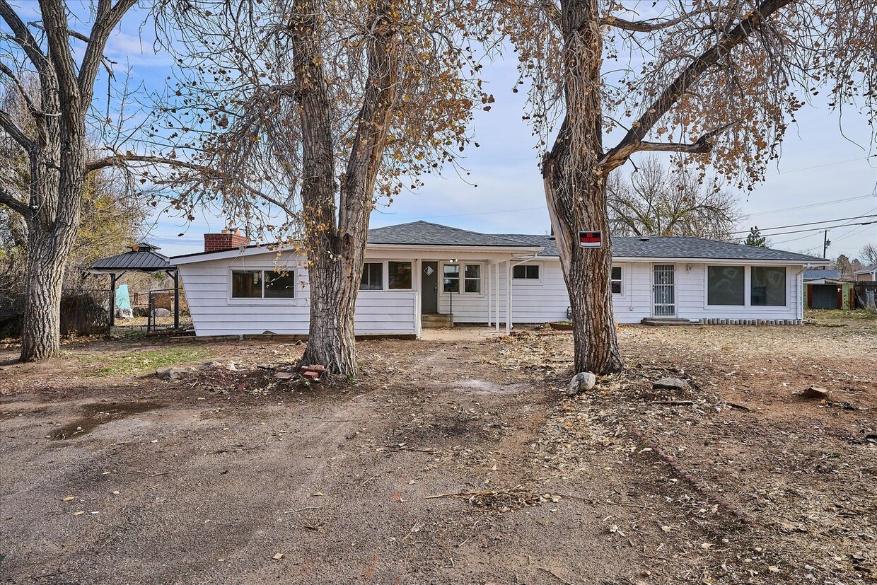 Photo - 2110 Eagle Cir, Aurora, CO 80011