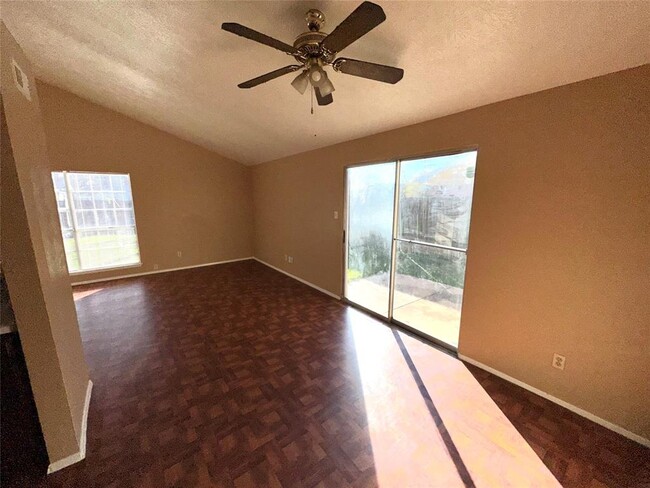 Foto del edificio - 16207 Bowridge Ln