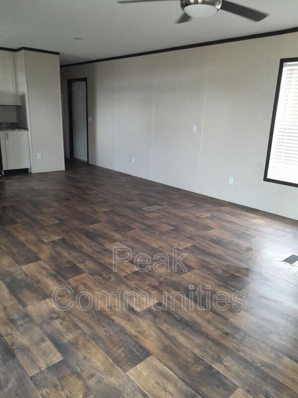 Building Photo - 10423 Moon Mdw Ln