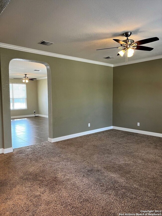 Building Photo - 20547 Pindale Clf